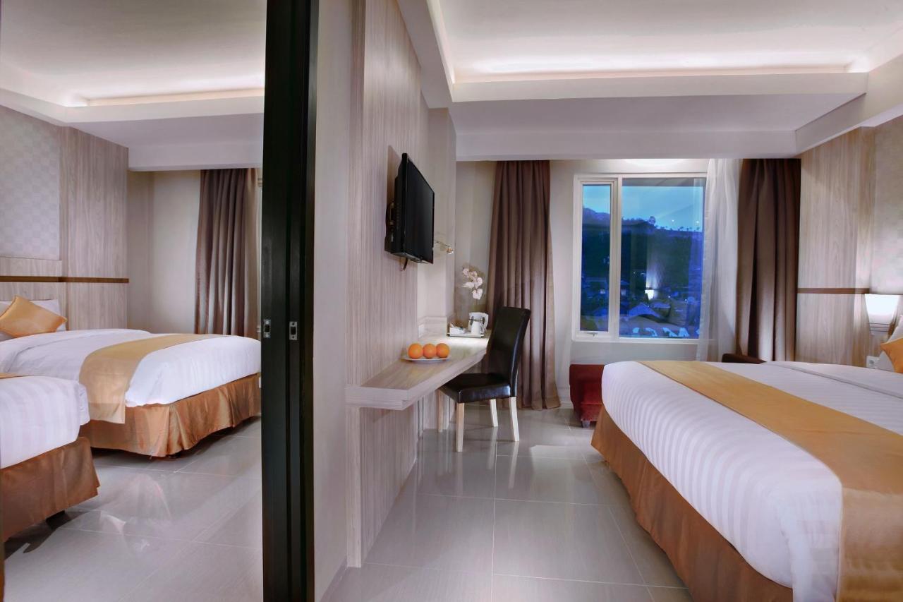 Aston Lampung City Hotel Bandar Lampung Exterior foto