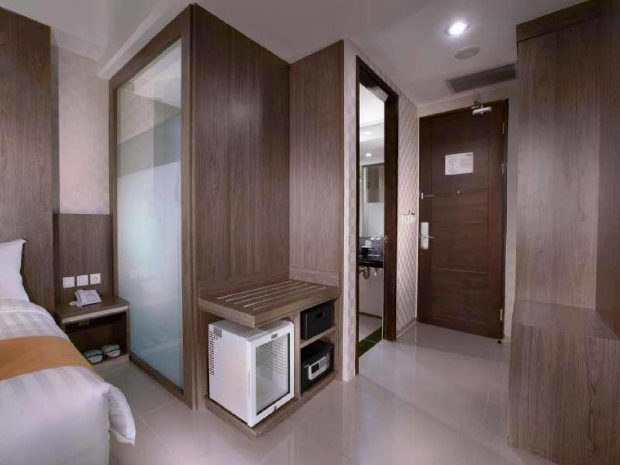 Aston Lampung City Hotel Bandar Lampung Exterior foto